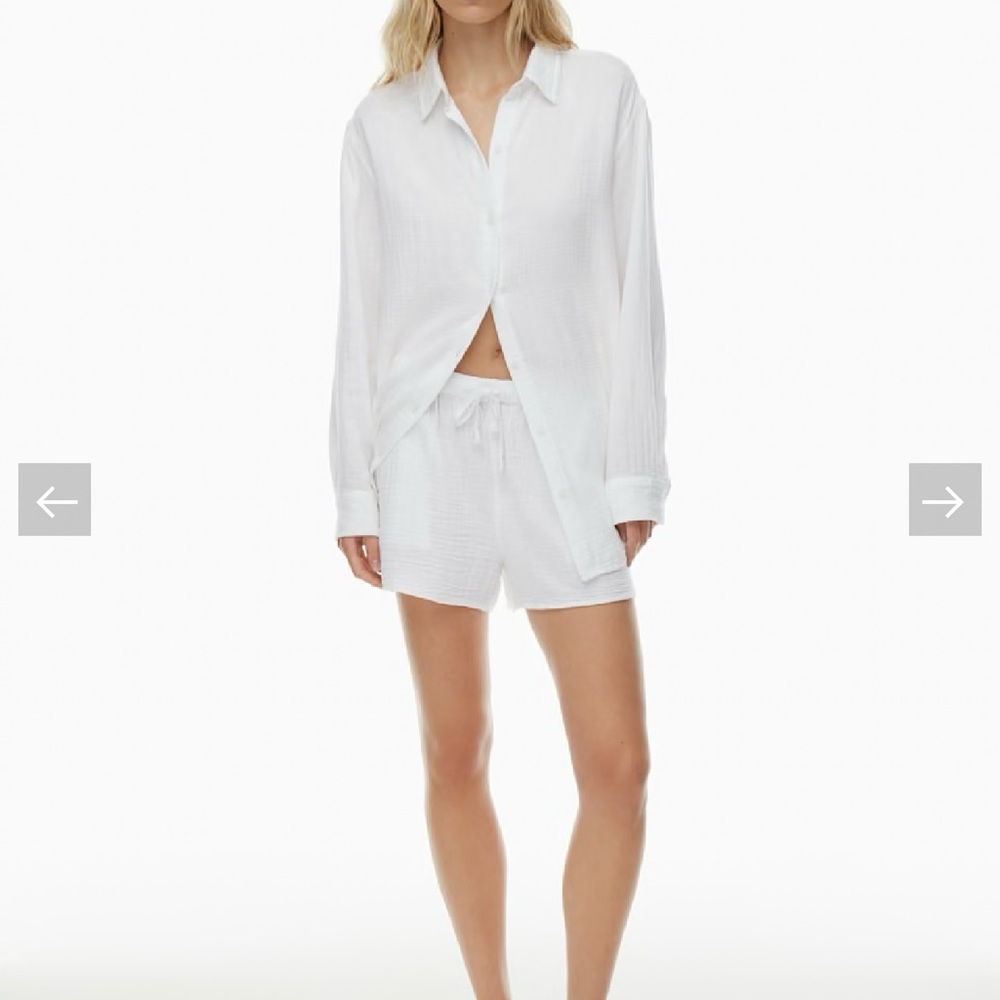 Aritzia (Little Moon) Sail Shorts